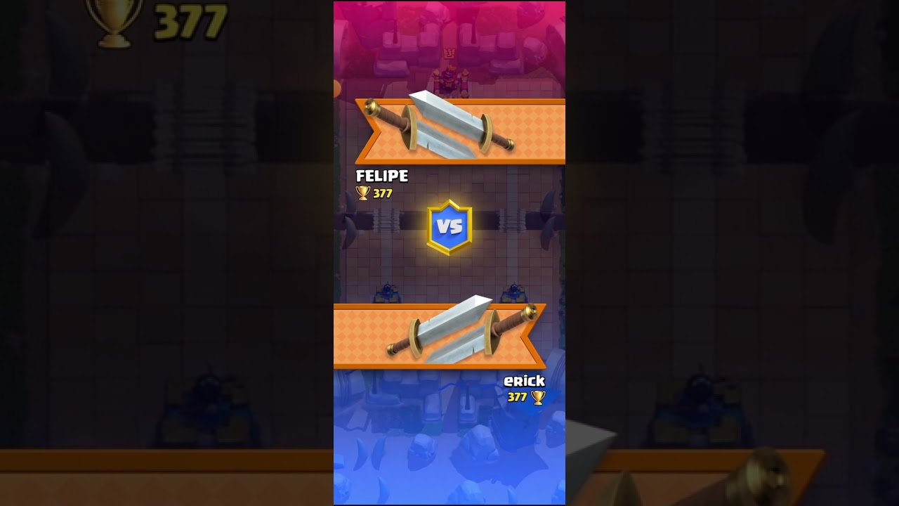 mãe jogando clash royale!!