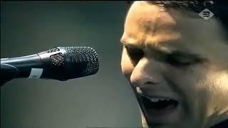 Apocalypse Please, Blackout, Stockholm Syndrome- Muse [Live Pinkpop 2004]
