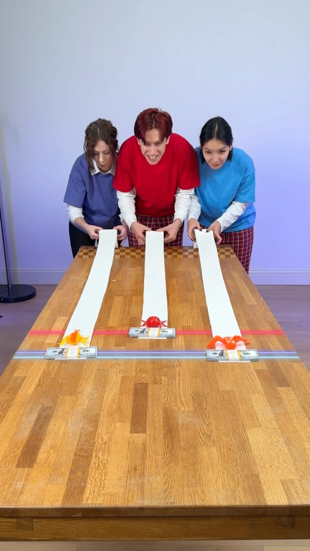 Try this challenge with your friends ?