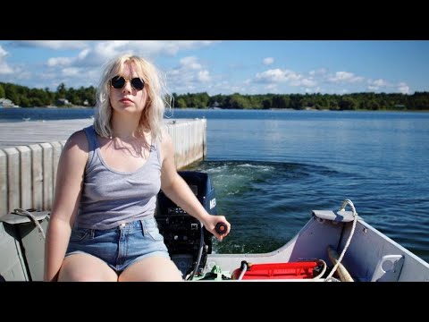 قصه حقيقه بنت بتقرر تعيش في جزيره معزوله بس اهل الجزيرة بيرفضو بطريقتهم ملخص فيلم Divels Island قصه حقيقه بنت بتقرر تعيش في جزيره معزوله بس اهل الجزيرة بيرفضو بطريقتهم ملخص فيلم Divels Island