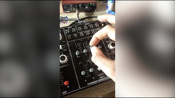 Jamming with Behringer CAT [Camera Audio]