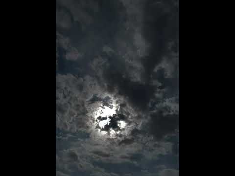 الغيوم الجميلة بصورة سريعة