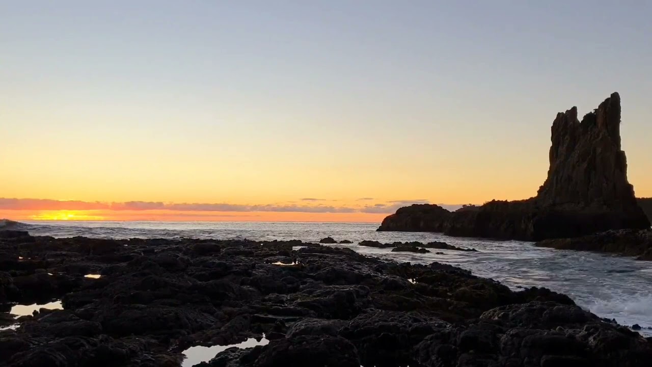 Mood reel - Sunrise at Cathedral Rocks, Kiama