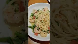 Shrimp pasta & cocktail visuals & sounds