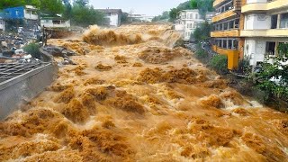 فيضانات مرعبة نجا البشر منها بمعجزة! صورتها كاميرات البث المباشر..