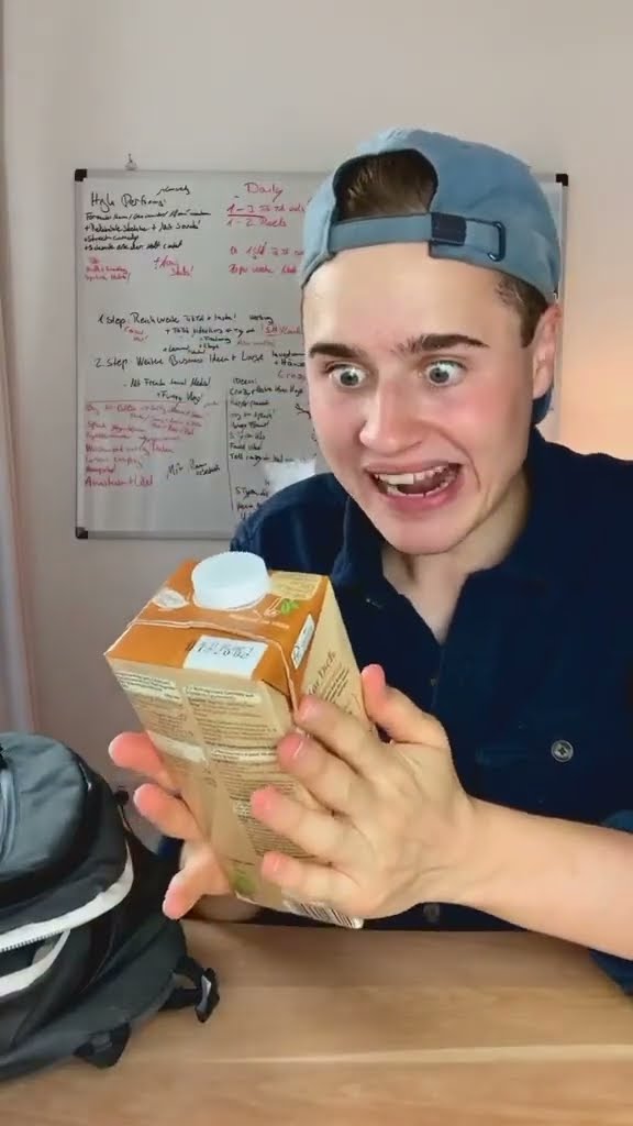 Pausenbrot 2. Klasse vs. 8 Klasse 😤 - YouTube
