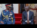 Mbega francis ogolla yoba akuwe munzira kugira ngo ingabo za kenya zishobore kwiyunga na rdf 