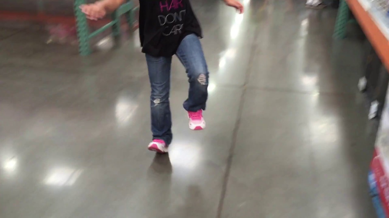 Joey demonstrate her roller shoe skills Part 3 YouTube