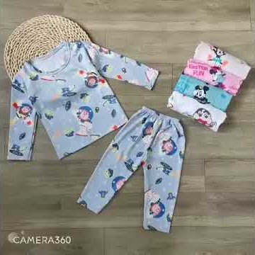 Bộ đồ ngủ thu đông dài tay họa tiết dễ thương, thun thoáng mát cho bé (10-23kg)