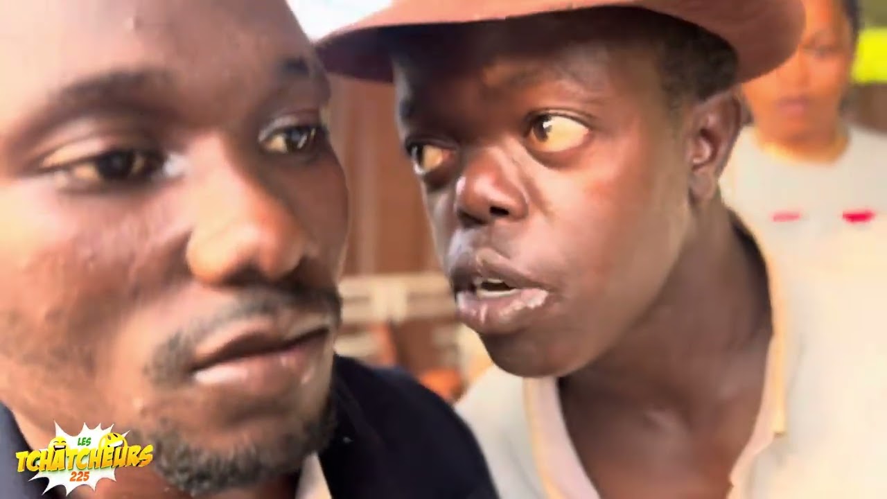 Le boss boulon 10 et ses locataires au restaurant 💔🤣#comedy #humour #humour #funny #memes