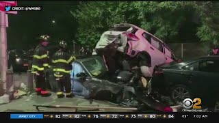 1 Person Injured In Multi-Vehicle Crash In Williamsburg