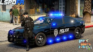 Playing As A Police Officer In GTA 5 LSPDFR 2024 City patrol