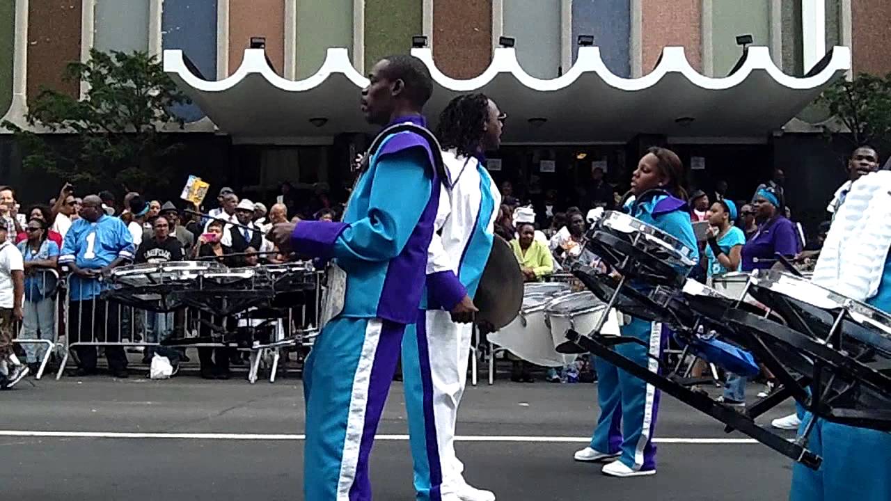 African American Parade~Harlem~2013~Baltimore Entertainers MB~NYCParadelife - YouTube