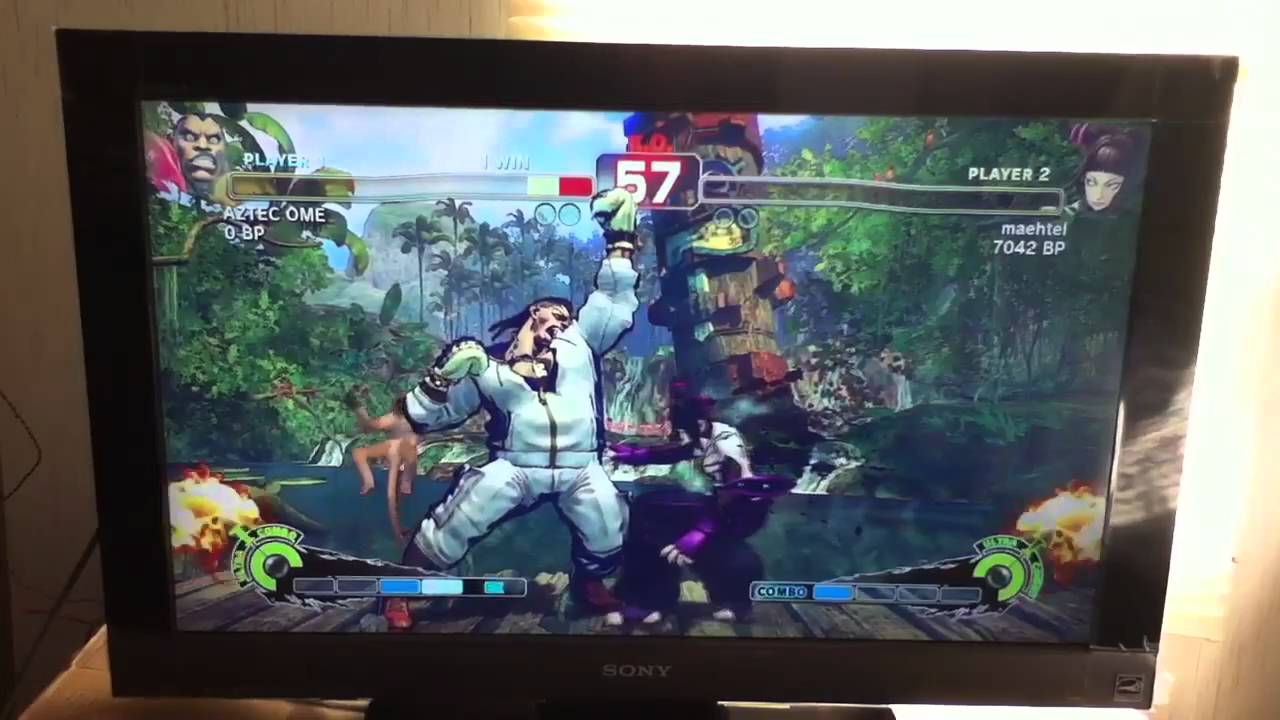 Ssfiv AZTEC OME Balrog vs Juri - YouTube