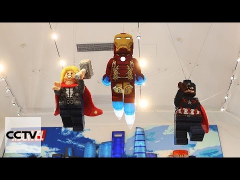 Video till Världens största LEGO-butik öppnad i Shanghai