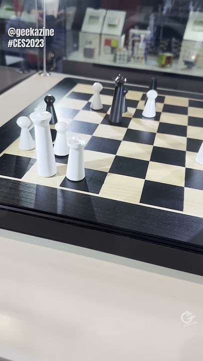 Now on Kickstarter: Phantom. The Robotic Chessboard Made Of Real