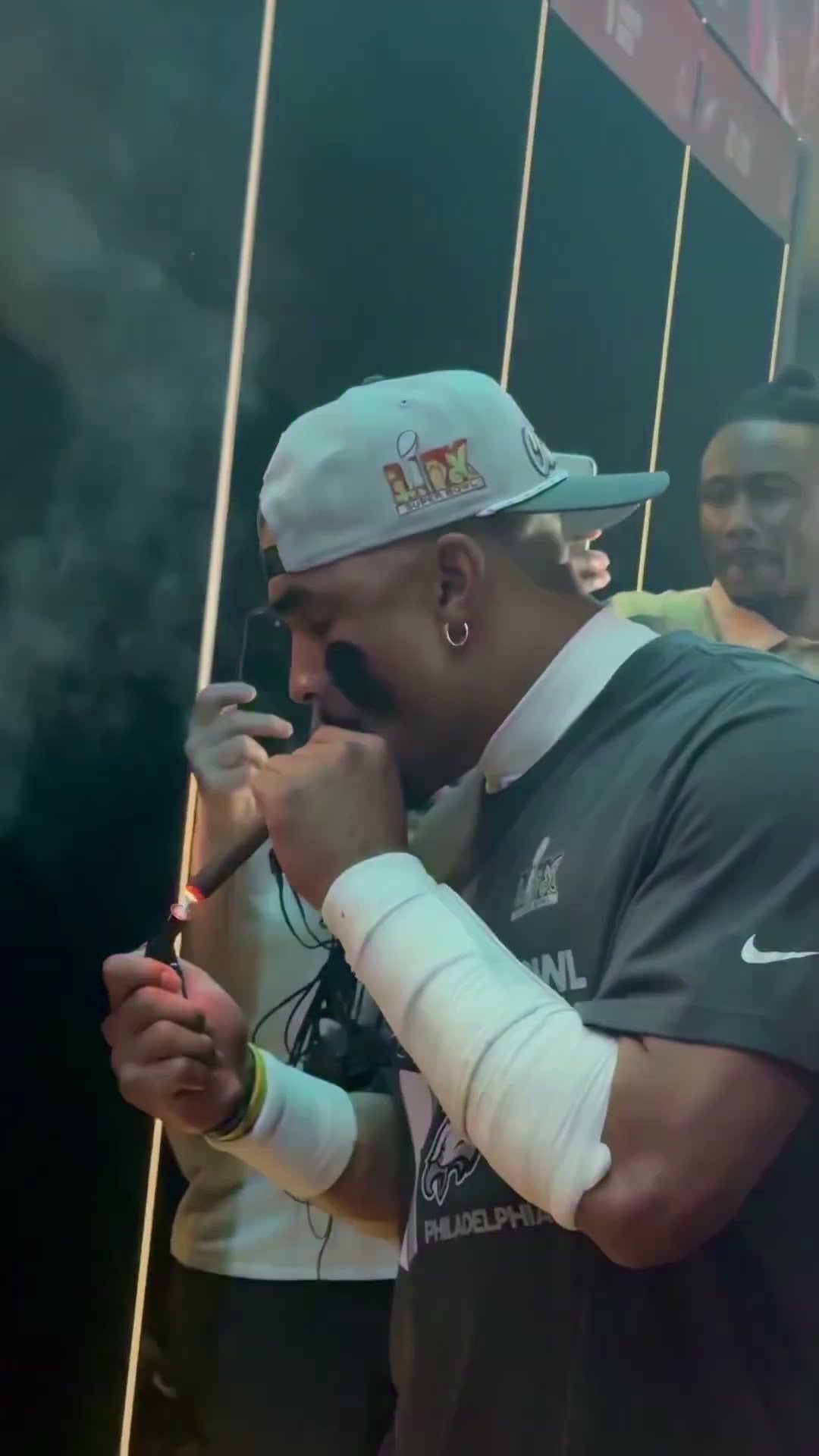 Can’t celebrate without a cigar ?