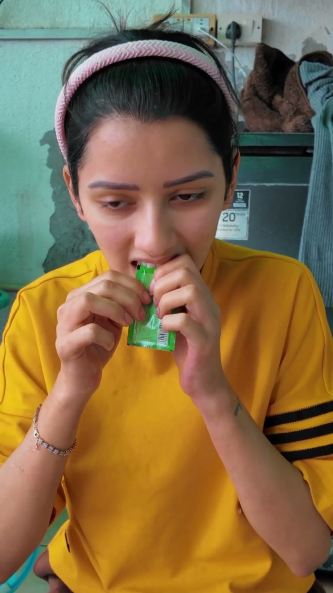Holi Ke Jiddi Rang Kaise Bhagaye ? #neetubisht #lakhneet #trending #hacks #holi #holispecial #viral