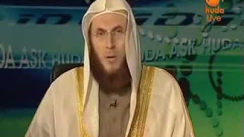 Same reward on reading Quran