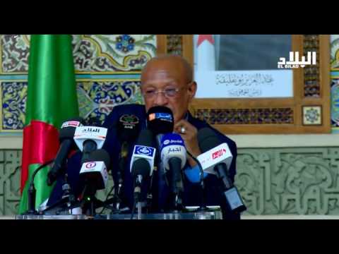 شاهدوا كيف رد والي الجزائر عبد القادر زوخ على سؤال صحفي بشأن الأنباء المتداولة حول تعيينه وزيرا