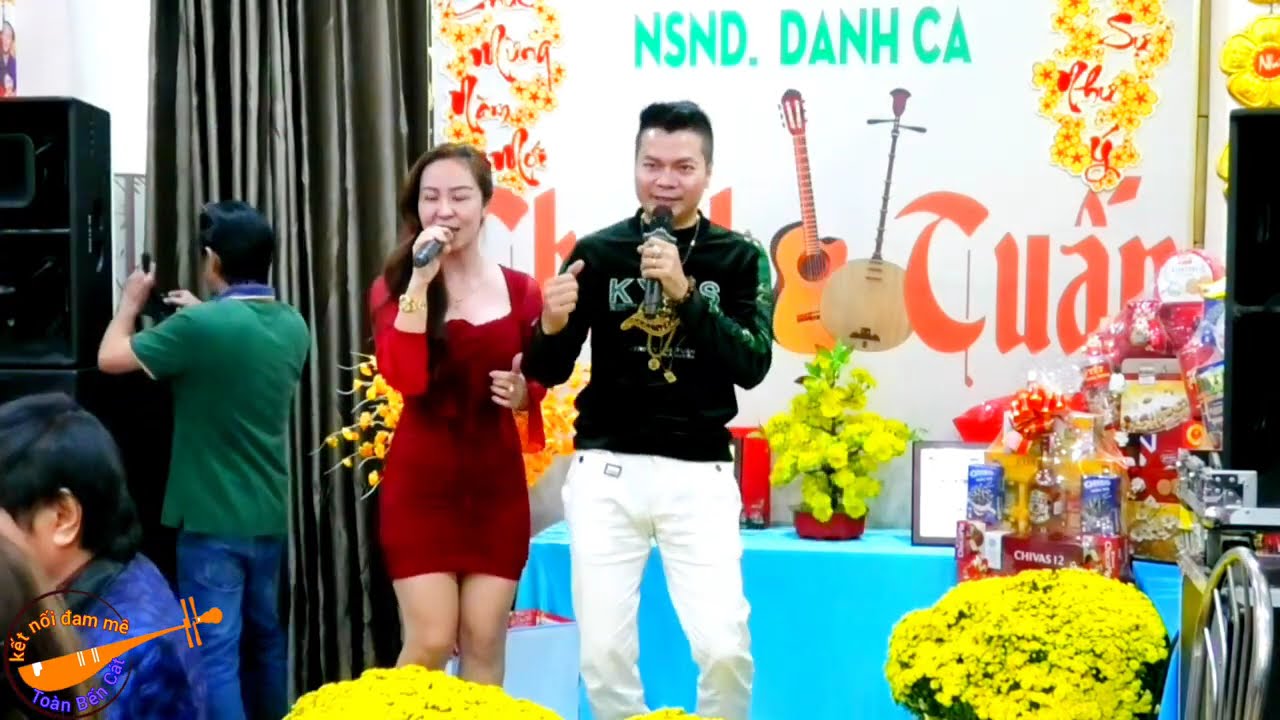 Túp Lều Lý Tưởng - Vợ Chồng Hoàng Kim Long Khuấy Đảo Cực Sung Tại Nhà NSND Thanh Tuấn 