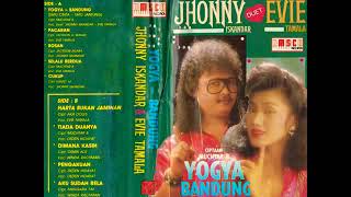 YOGYA BANDUNG by Johny Iskandar feat Evie Tamala. Full Album Dangdut Original.