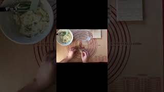 Baked Cream cheese Rangoons #snacks #recipe #rangoons #food #creamcheesesnacks