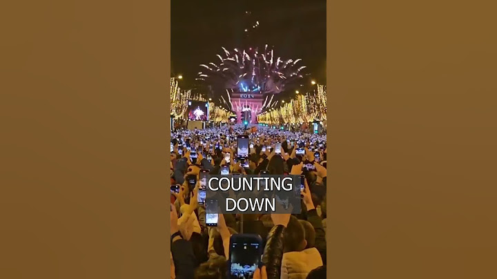 PHONE ERA: How they celebrated a New Year in Paris