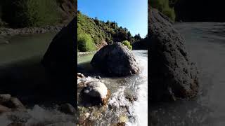 Piedra en el Rio Foyel Rio Negro Patagonia Argentina Verano 23 Ruta 40 - Entre Bariloche y El Bolsón