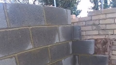 Blockwork corner how to build POV | The skill of bricklaying