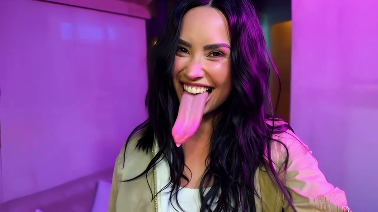 🔥✨ Demi Lovato | AI Long Tongue Show — Fictional AI Interpretation  | Show 4 👑💫