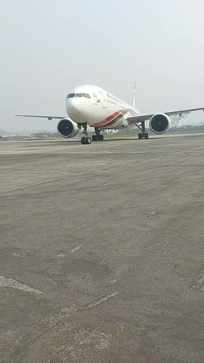 Boeing 777-300ER || Biman Bangladesh Airlines #bimanbangladesh #airport #bangla #how #travel