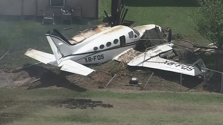 Small airplane crashes near Hobby Airport, Dobie 9...