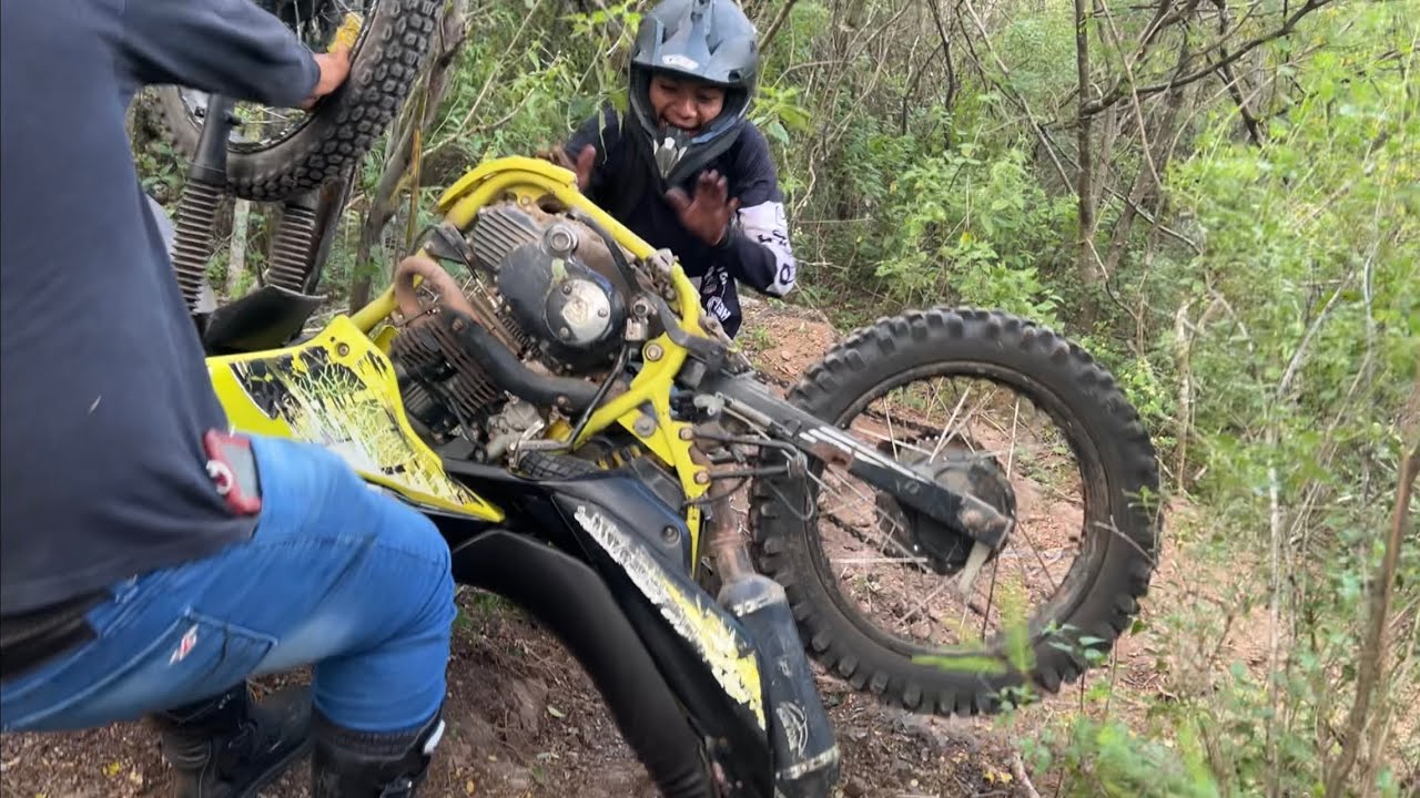 demasiado para la dm // caídas duras para la dm // ruta enduro