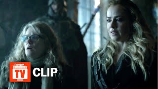 Check out the new 12 Monkeys Season 4 Episode 8 Clip starring Amand...