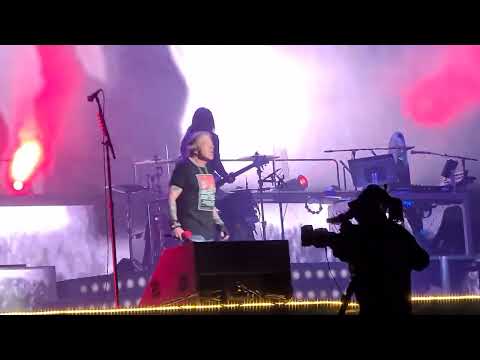 Guns N' Roses - Civil War (Live, Lisbon 2022)