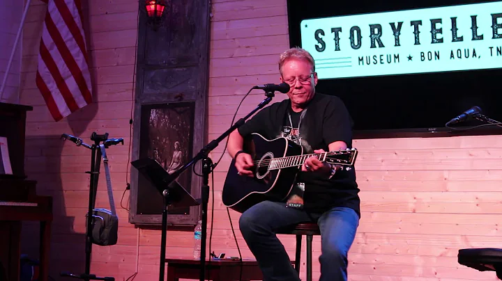Mark Alan Cash singing "Sunday Morning Comin'  Down"