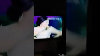 Anak ini lagi joget