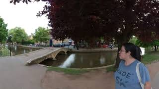 Walking Around Looking At Stuff...in Bourton On The Water Insta360 One X2 360 Video Part 1
