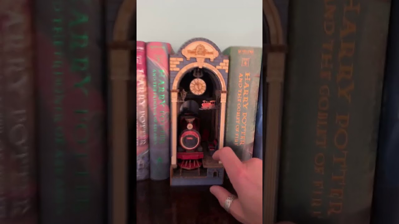 Rolife 3D Creative Bookends: Time Travel Part 2 