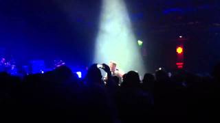 Elbow - Weather To Fly (live in Glasgow 15 March 2011)