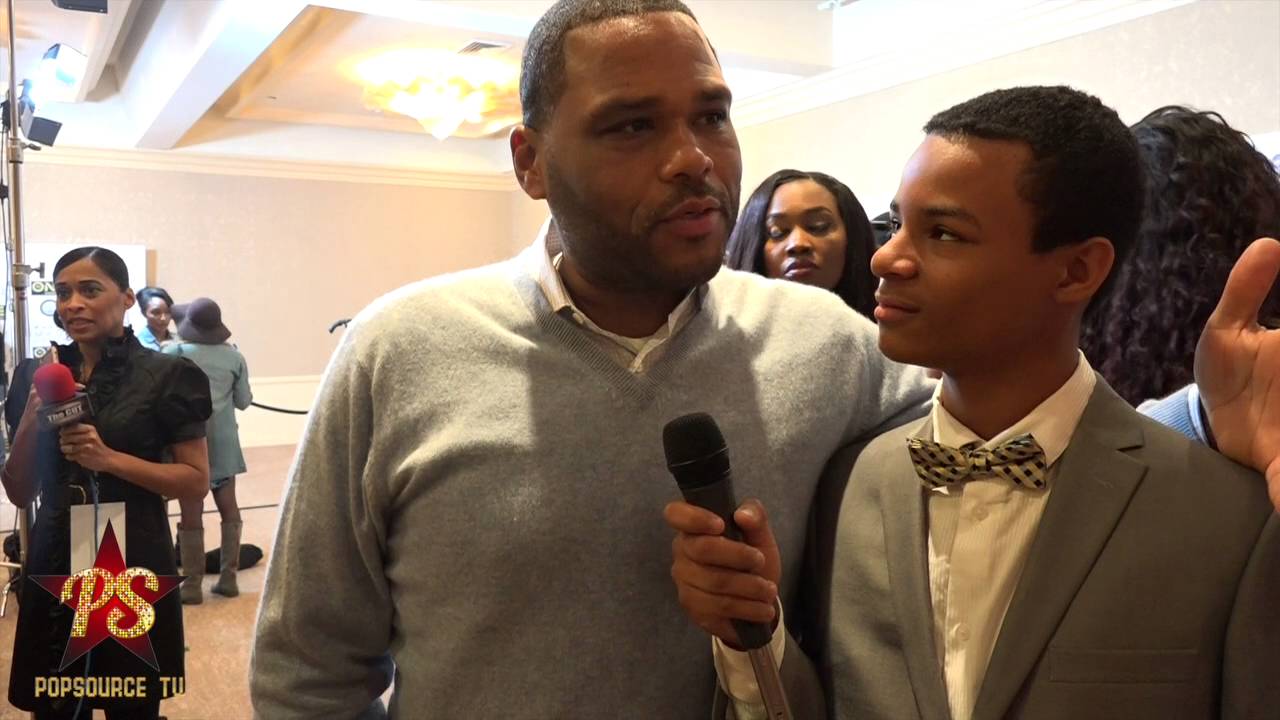 Anthony Anderson Speaks on the Success of Blackish in Beverly Hills | On Fire