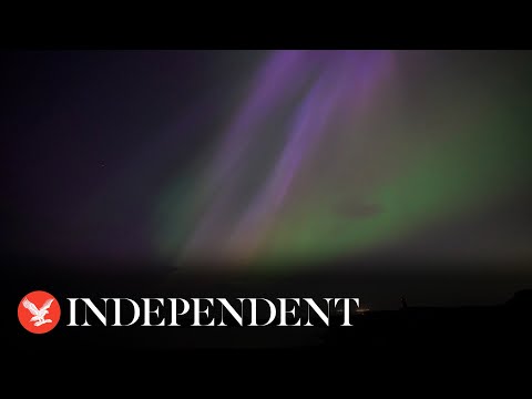 Timelapse of Northern Lights over St Mary’s Lighthouse in Whitley Bay