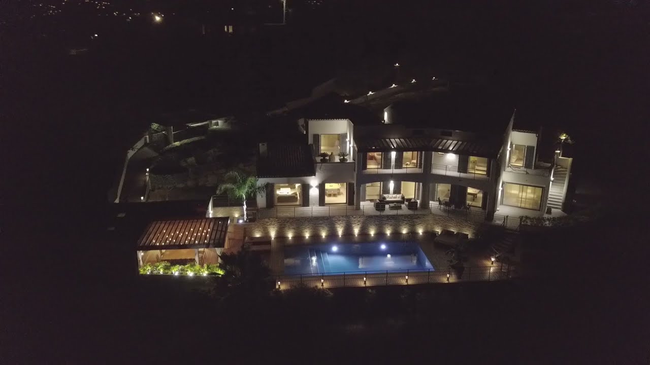 Villa Cagnes by night