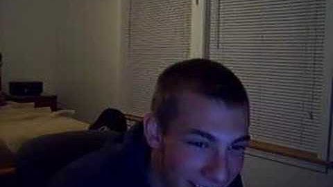 2 Girls One Cup Reaction