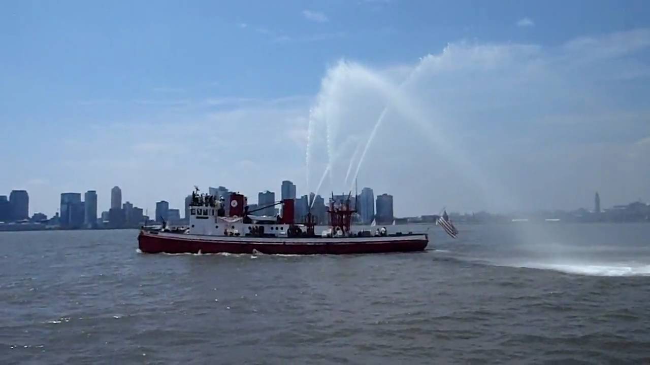 fireboat video fireboat john j harvey youtube fireboat video fireboat john j harvey youtube