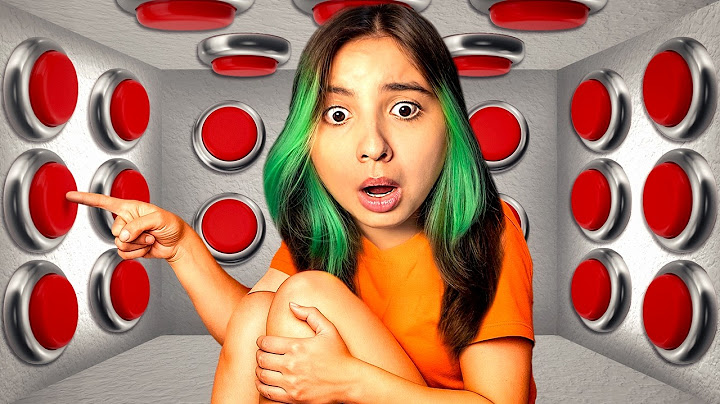 ESTOU PRESA NESSE JOGO COM 100 BOTÕES… E SÓ 1 PODE ME SALVAR...