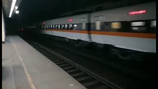 20230819 448次經由北迴線開往台東的太魯閣號駛進松山站(由​⁠@temu1016 拍攝)