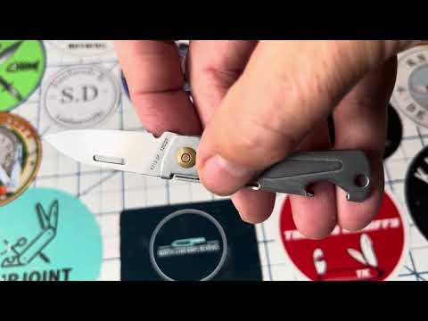 Tiny Tuesday: Sanrenmu 431S (12C27 blade). A good candidate for an Altoids kit.