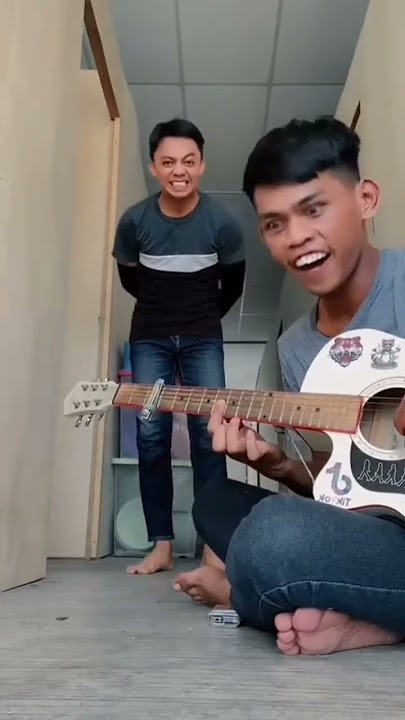 Cover Hariri Yang lagi viral bkin meleleh 🤤#viral #asulama##hariri#zuliee#coverlagu